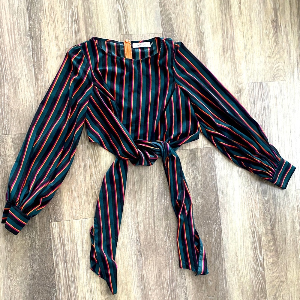 Color block Front tie Crop Top